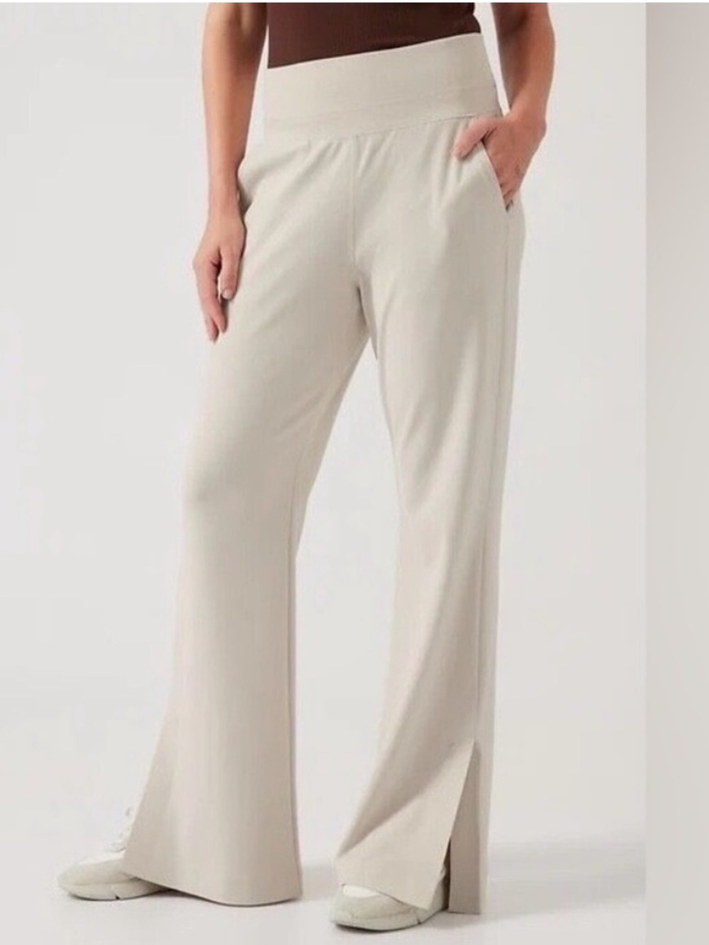 Athleta Venice Flare Pant XXS Beige Sculptek Stretch Split Hem Zip Pockets